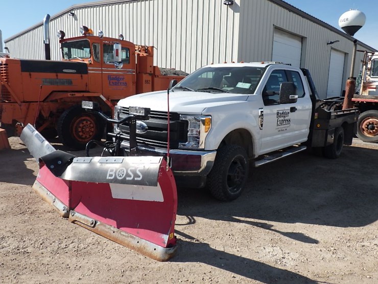 2017-ford-f350-image-1