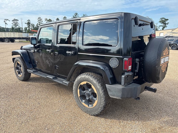 2014-jeep-wrangler-image-4