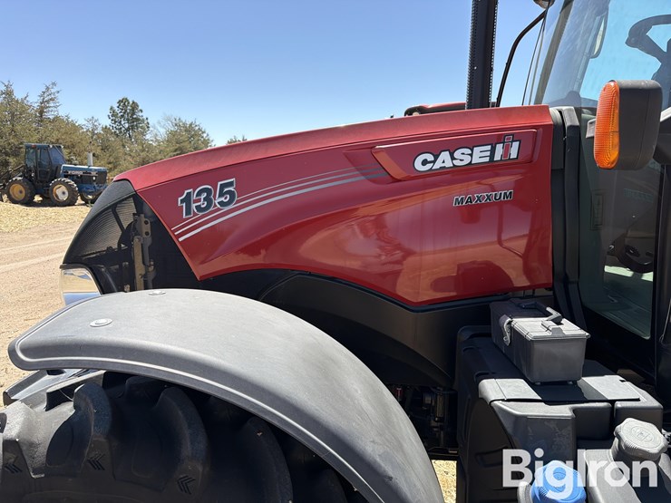 2016-case-ih-maxxum-135-image-13