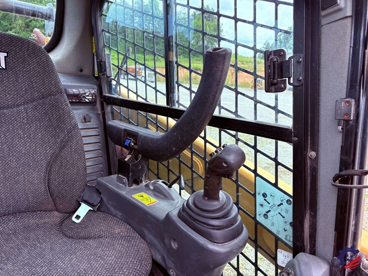 2018-cat-259-skid-steer-image-49