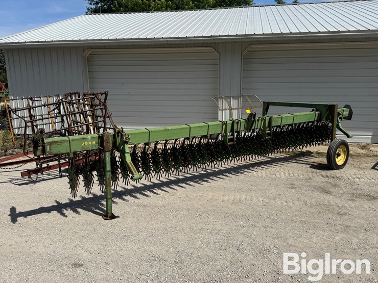 john-deere-20-image-1