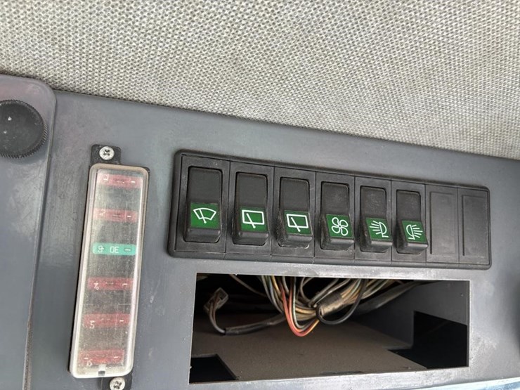 2012-hamm-hd110hv-image-18