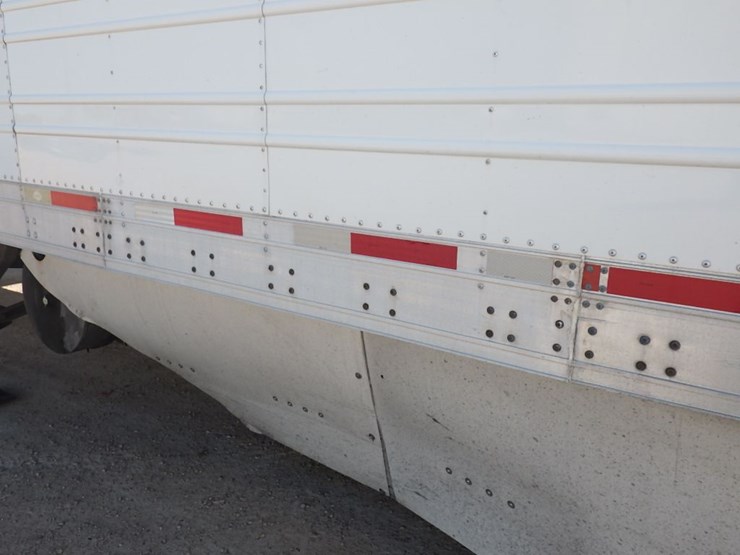 2012-utility-3000r-image-25