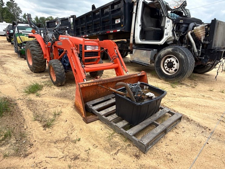 kubota-l2800-image-1