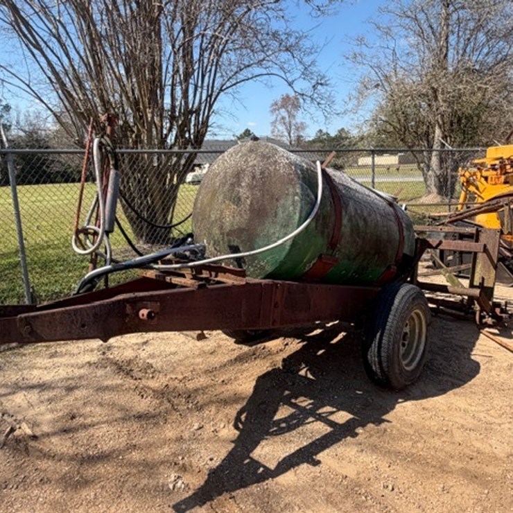 #968 • 300 GALLON SPRAYER ON TRAILER