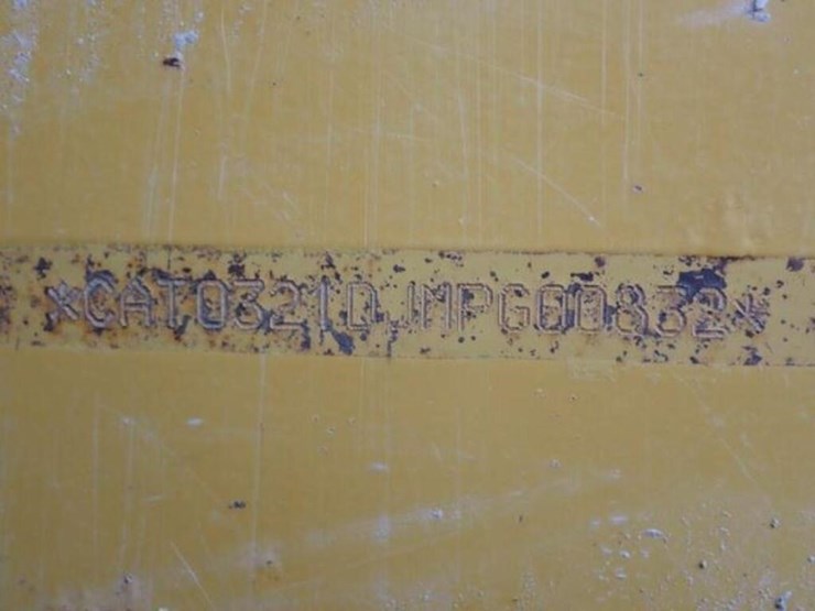 2013-caterpillar-321d-lcr-image-9