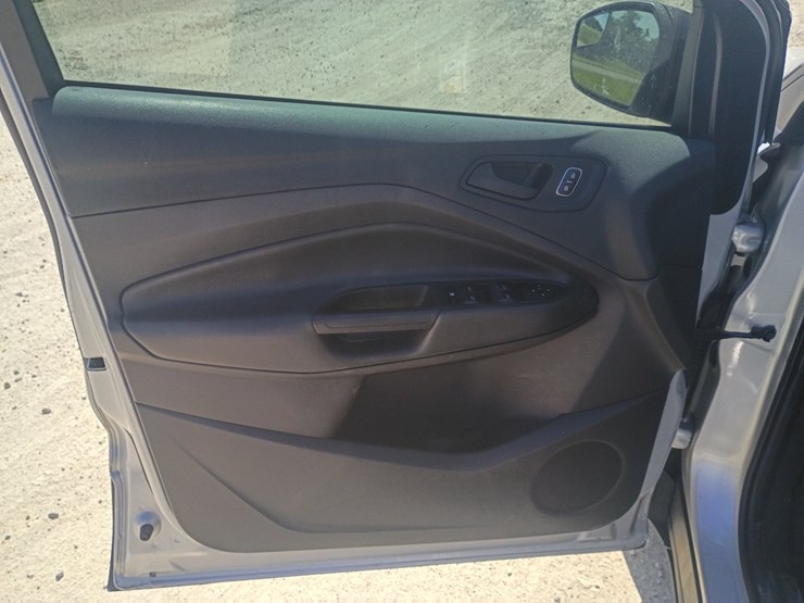 2017-ford-escape-image-27