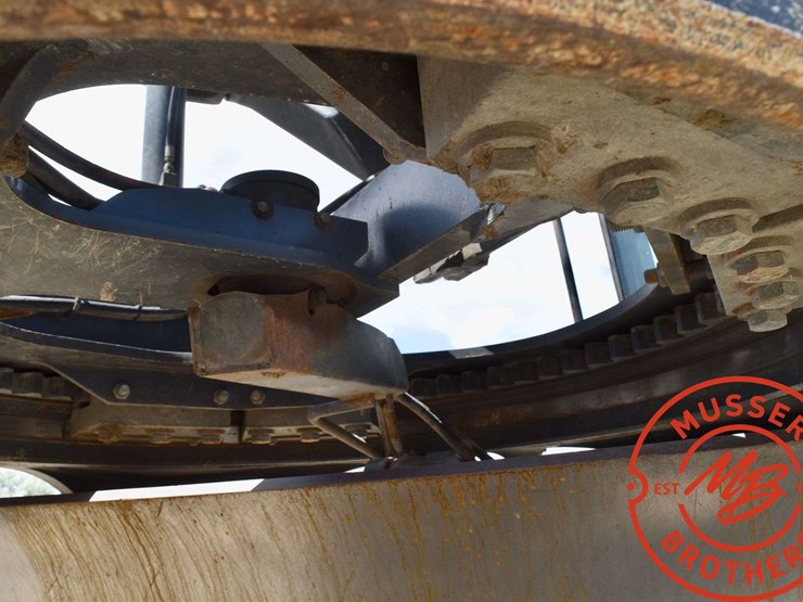 2008-deere-772d-image-38