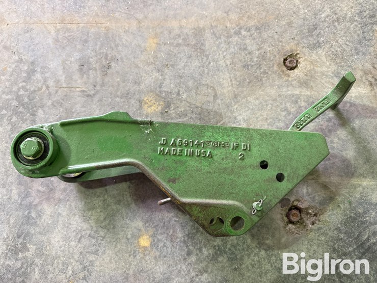 john-deere-closing-wheel-flames-w/handles,-springs-&-mounting-bushings-image-6