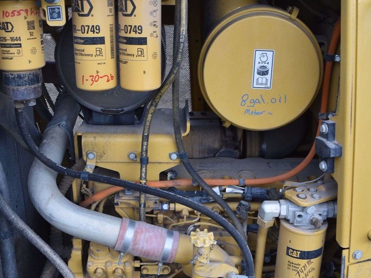 2010-caterpillar-d7e-image-42