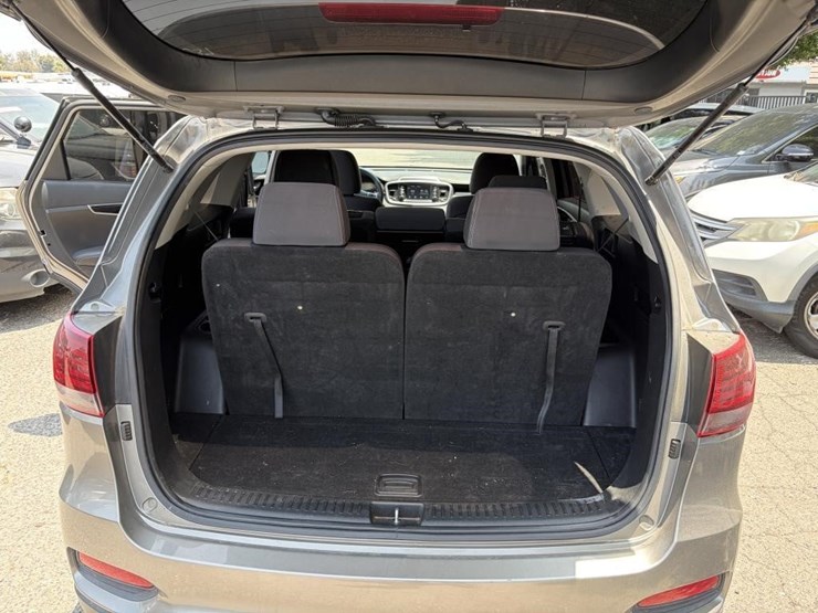 2019-kia-sorento-image-12
