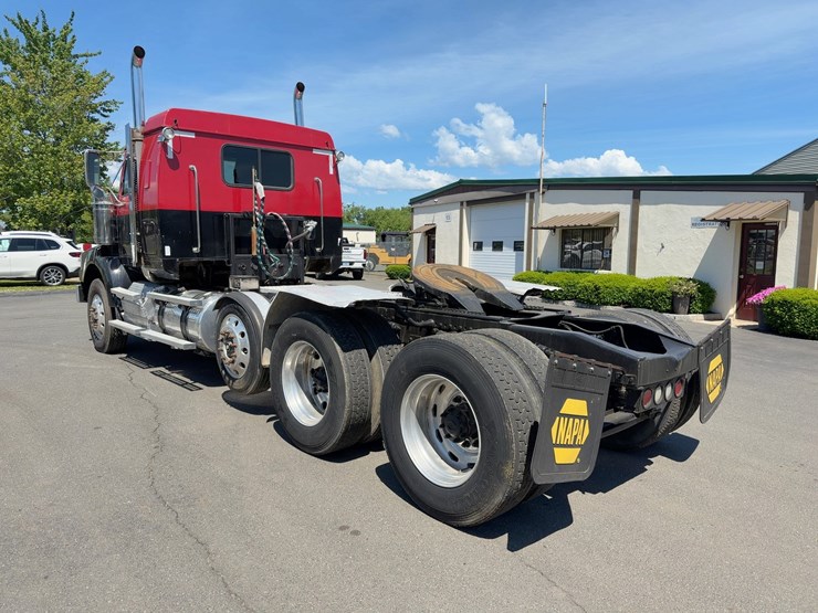 2011-western-star-4900sa-image-3