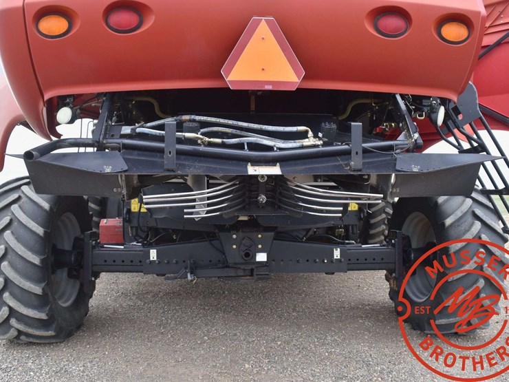 2005-case-ih-8010-image-37