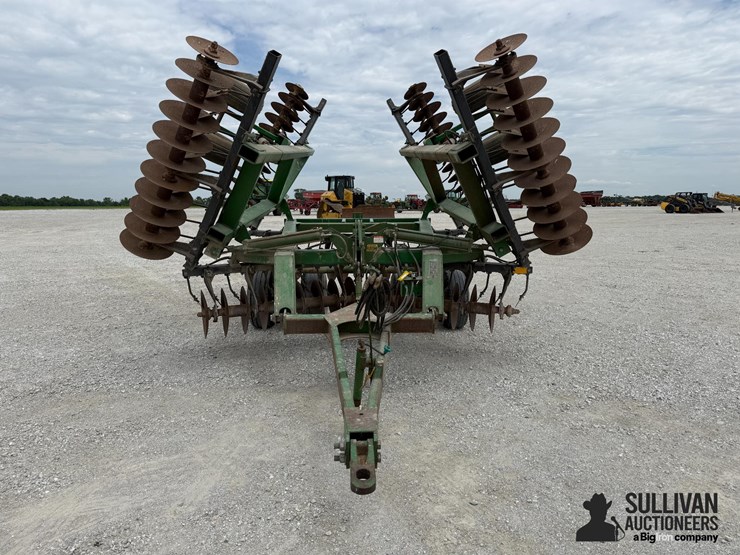 john-deere-630-image-2