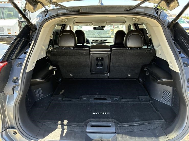 2018-nissan-rogue-image-11