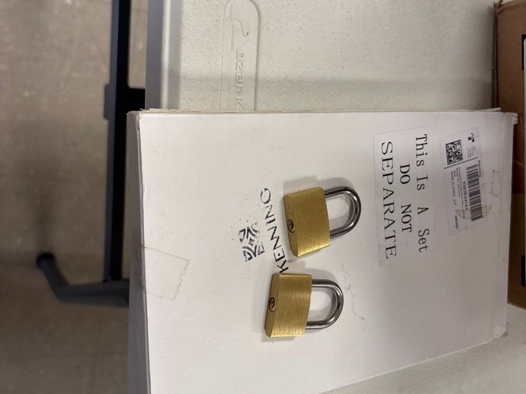 #4029-•-box-of-kenning-mini-locks-image-1