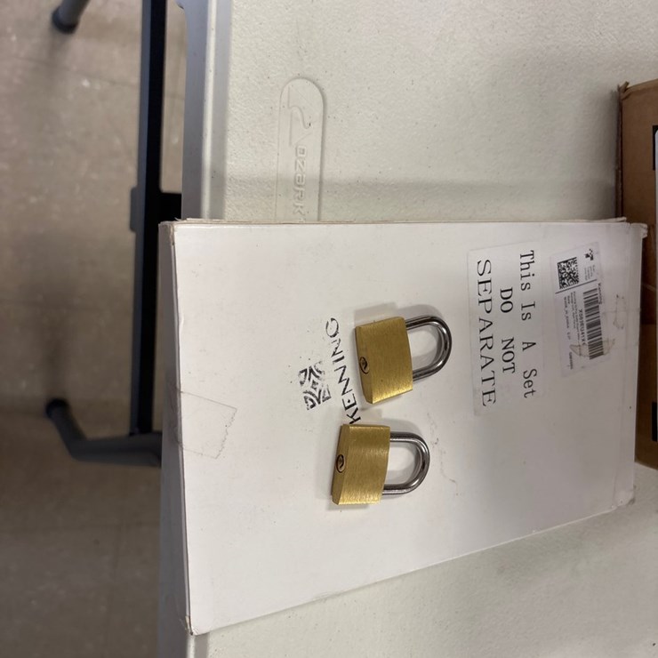 #4029 • BOX OF KENNING MINI LOCKS
