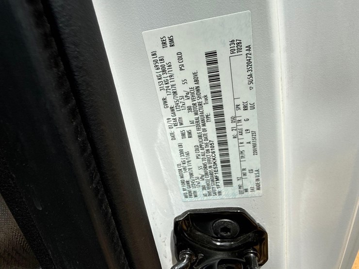 2019-ford-f150-image-13