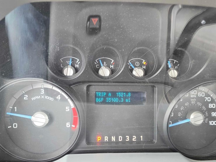 2014-ford-f550-image-16