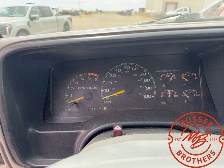 1999-gmc-2500-image-26