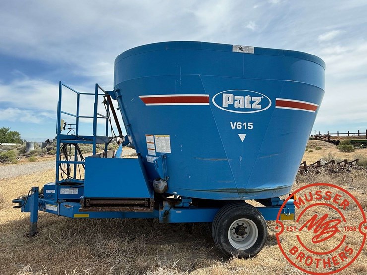 patz-v615-vertical-feed/mixer-wagon-image-3