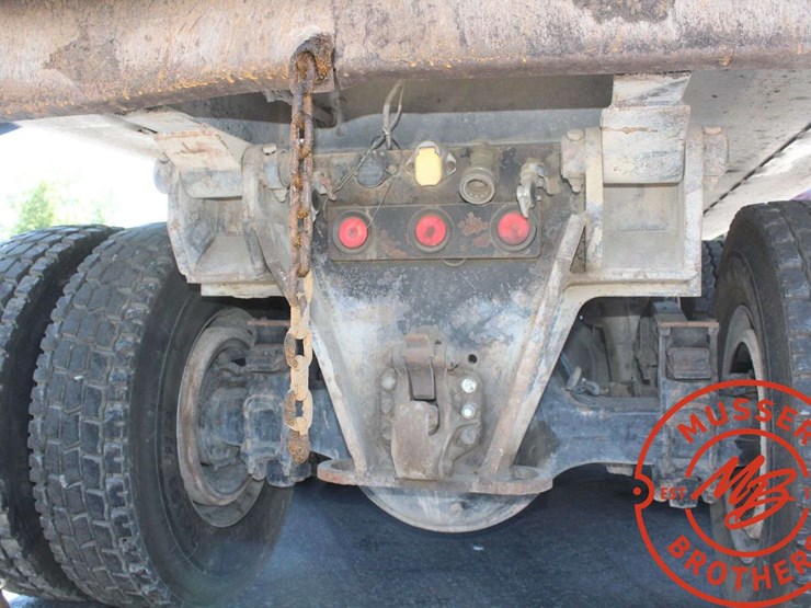 2006-sterling-l9500-image-28
