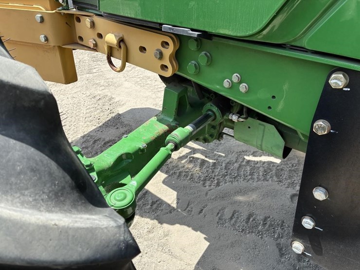 2016-john-deere-6130m-image-5