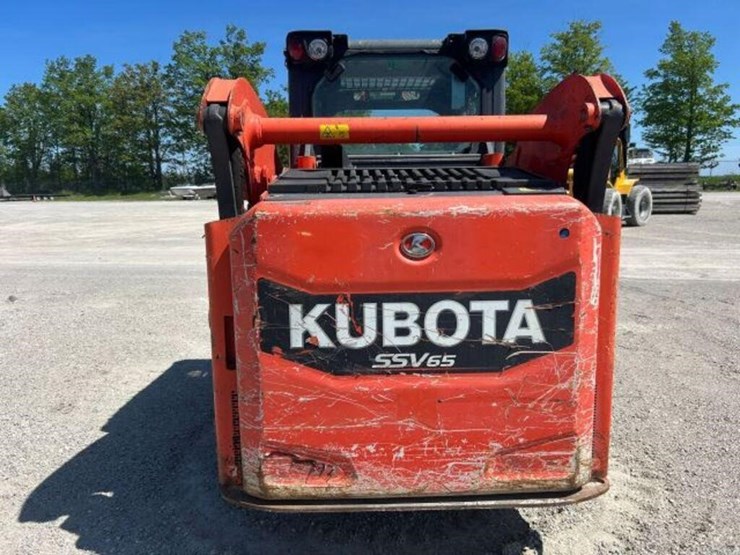 2018-kubota-ssv65-image-5