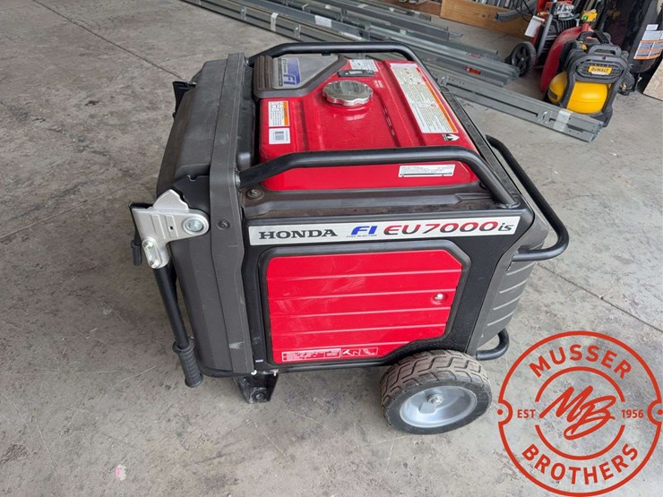 honda-eu7000is-image-2