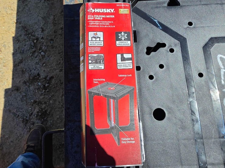 2218---husky-folding-miter-table-image-3