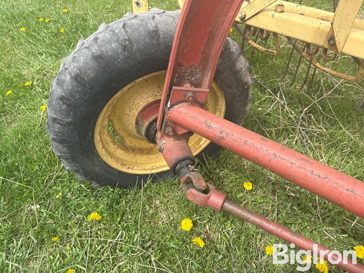 new-holland-258-image-18