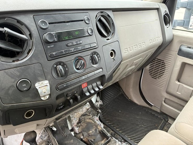 2008-ford-f450-image-17
