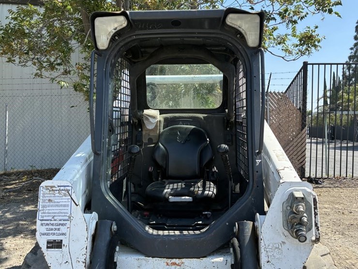 2008-bobcat-s570-image-14