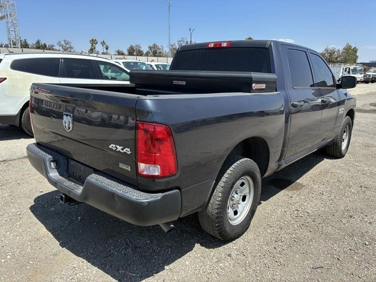 2016-dodge-ram-1500-image-3