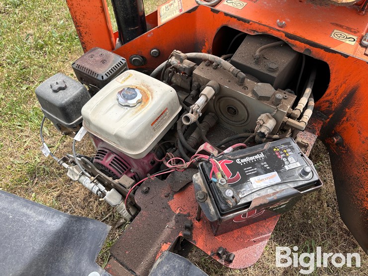 2012-jlg-t500j-image-19