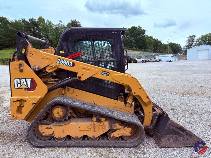 2020-caterpillar-259d3-image-4
