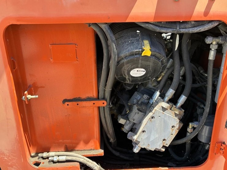2012-hamm-hd110hv-image-11