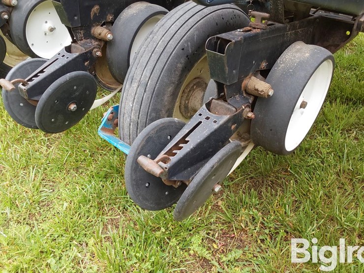 kinze-2200-image-20