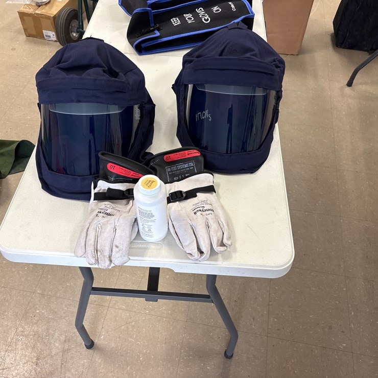 #4026 • TWO DEL ELECTRICAL SAFETY KITS IN BAGS