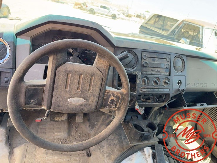 2009-ford-f350-xlt-image-10