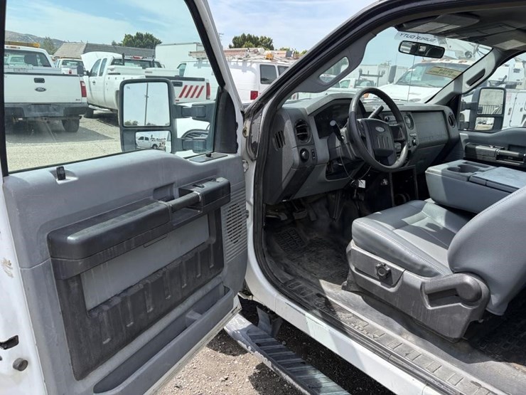 2011-ford-f250-sd-image-16