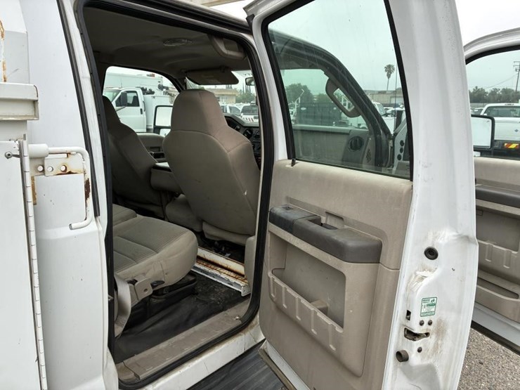 2008-ford-f450-image-11