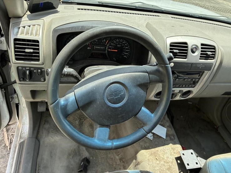 2008-chevrolet-colorado-image-11