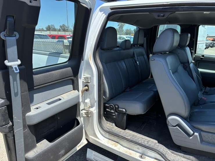 2013-ford-f150-xl-image-10
