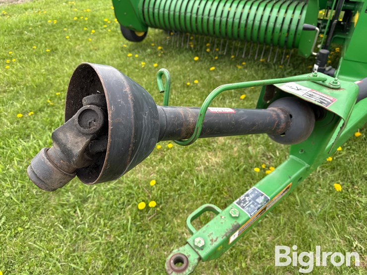 2005-john-deere-328t-small-square-baler-image-11