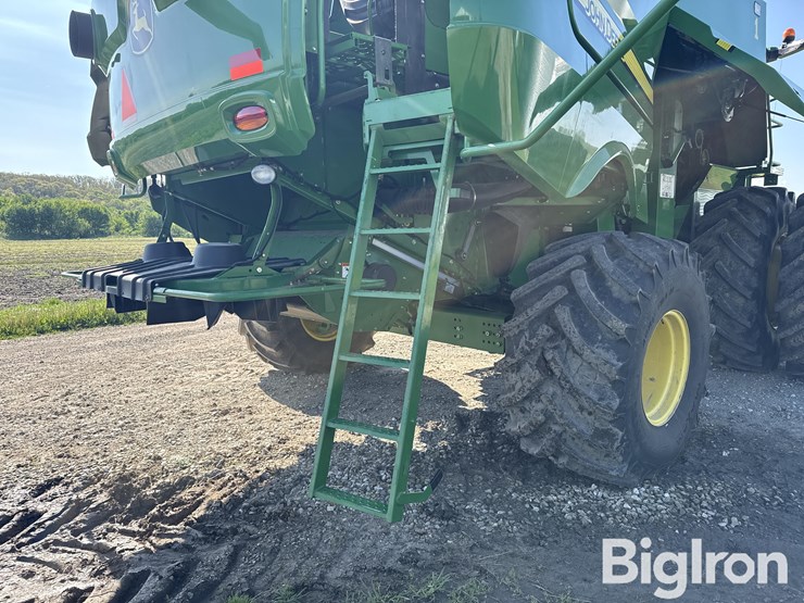2017-john-deere-s680-image-20
