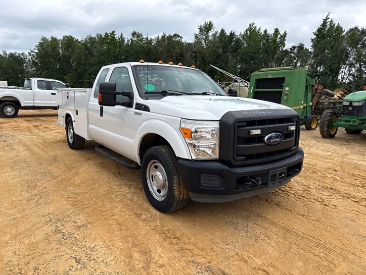 2016-ford-f350-image-1