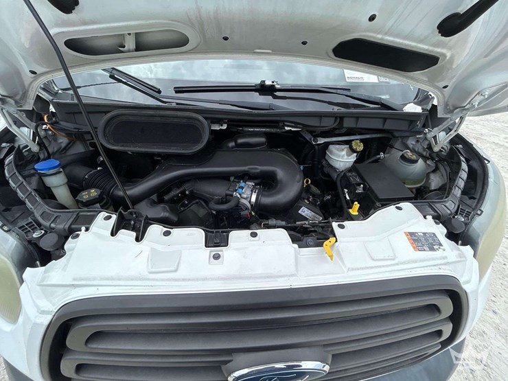 2016-ford-transit-image-7