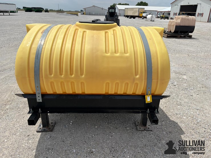 john-deere-2210-image-2