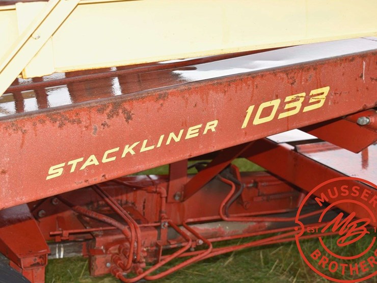 new-holland-1033-image-29